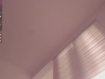girl
        itsbellax cam image #5948546