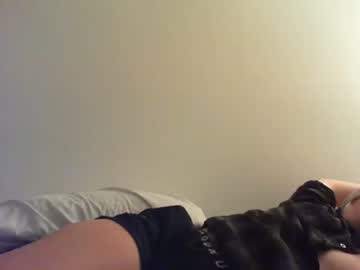 girl
        daisyboom18 cam image #2426169