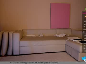 girl
        hollyextra cam image #2194437