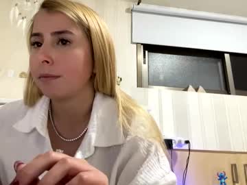 girl
        sweetsinsemma cam image #5835513