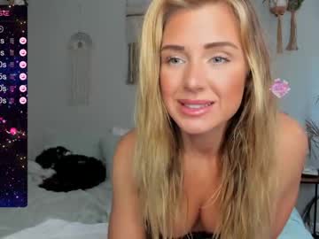 girl
        theselina_kyle cam image #4061881