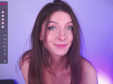 girl
        elizabetheuphoria cam image #974210