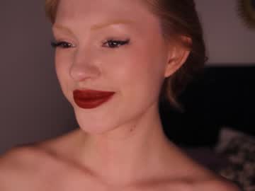 girl
        bunnylia__ cam image #2155154