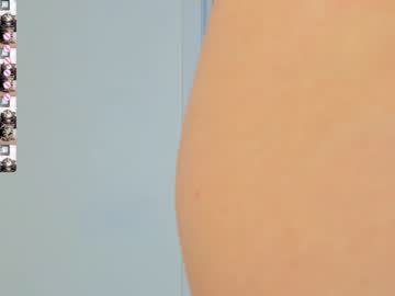 girl
        molly__meow cam image #3680599