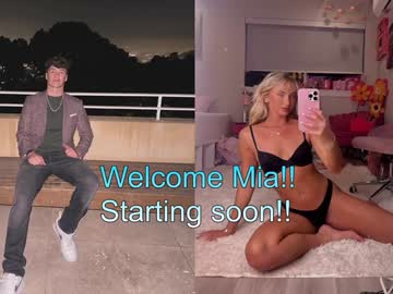 couple
        alpha_luke cam image #5996257