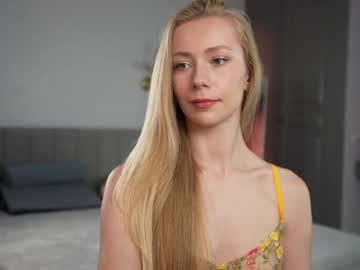 girl
        vika54784 cam image #6904628