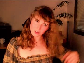 girl
        olivia8697 cam image #1651806