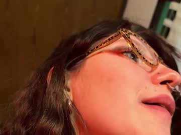girl
        _deepthroatgalactica cam image #6095789
