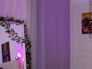 girl
        holliwould_ cam image #1102495