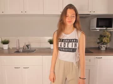 girl
        aubriananorris cam image #2977459