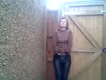 girl
        eatmypie69 cam image #2817855