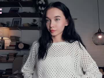 girl
        riskyproject cam image #4336131
