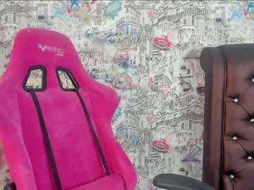 girl
        angelina_new cam image #2728008