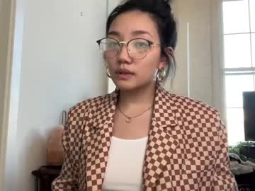 girl
        aznbunnybaby cam image #3794318