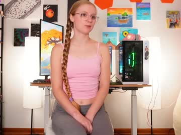 girl
        emmasky69 cam image #5407001
