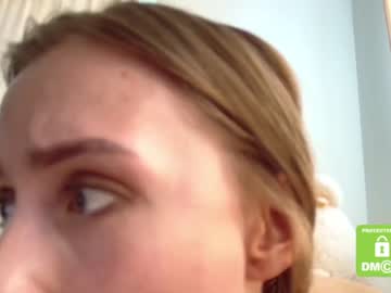 couple
        chemicalbae cam image #1774345