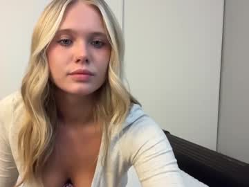 girl
        itsmadisynmae cam image #6874589