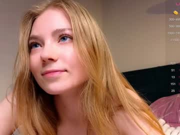 girl
        lovely_shyy cam image #5565027