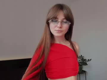 girl
        monicca_ cam image #4771468