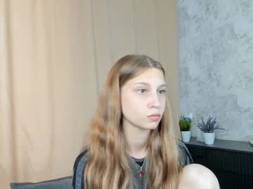 girl
        garyntrue cam image #4310391