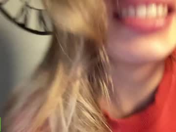 girl
        angel_from_sky cam image #3829187