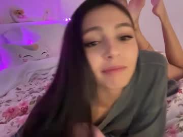girl
        keirasworld cam image #6787418