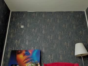 girl
        kairafantasy cam image #4180553