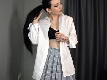 girl
        katereason cam image #2616947