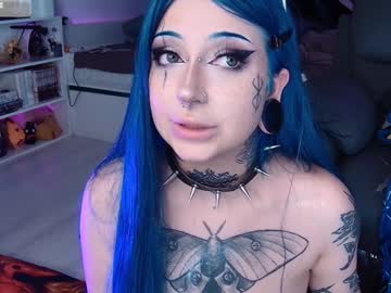 girl
        aciddroll cam image #5909760