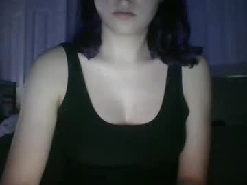 girl
        kayleen225 cam image #4458667