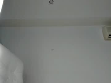 girl
        sophia_vey cam image #1111227