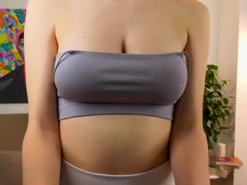 girl
        heyyy_girl cam image #5736528