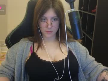 girl
        alexa_dream cam image #6757590