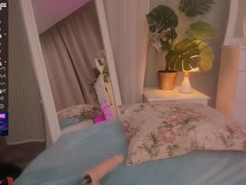 girl
        princess_sofiaa cam image #180970