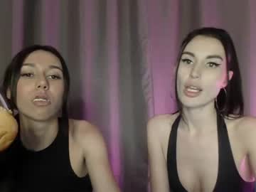 couple
        nikki_hit cam image #4212926