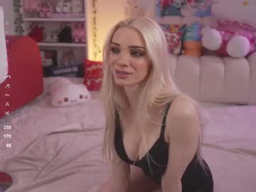 girl
        bunnydollstella cam image #6182031