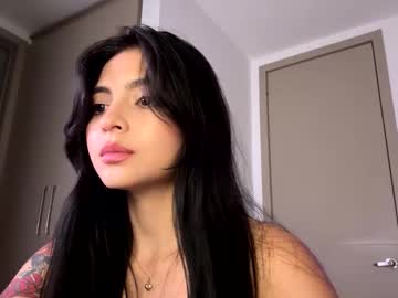 girl
        coreybae cam image #5959959