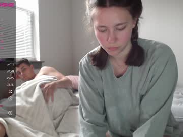 girl
        nicolekc cam image #1232072