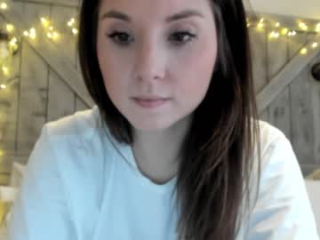 girl
        taymade1991 cam image #248109