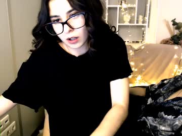 couple Live Cam Girls Love To Strip Naked For Their Viewers with monro_jj