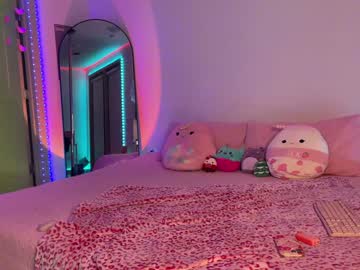 girl
        princess_cece cam image #4834783