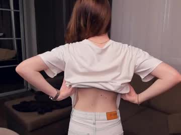 girl
        lina_creed cam image #4382182