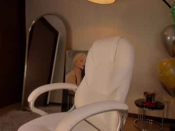 girl
        ana_carrera1 cam image #5055341