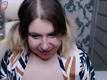 girl
        yourkarma_2_0 cam image #6624420