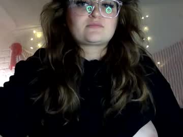 girl Live Cam Girls Love To Strip Naked For Their Viewers with ysabelle444