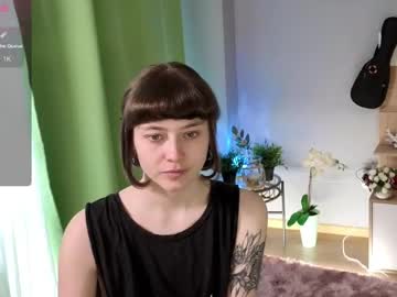 girl
        kina_ka cam image #6616335