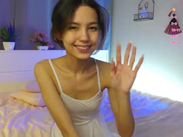 girl
        augustaherlan cam image #6460552