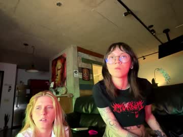 girl
        one_more_cum cam image #6670892