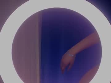 girl
        a1ly cam image #6546838