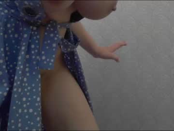 girl
        playful_goldie cam image #1523319